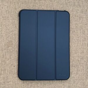 iPad Air 4th and 5th Generation Blue Shell Cover New✨